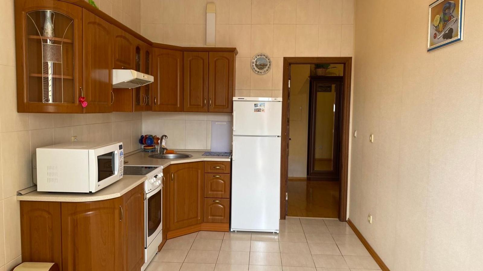 Comfortable Apartment On The Obolon Киев Экстерьер фото